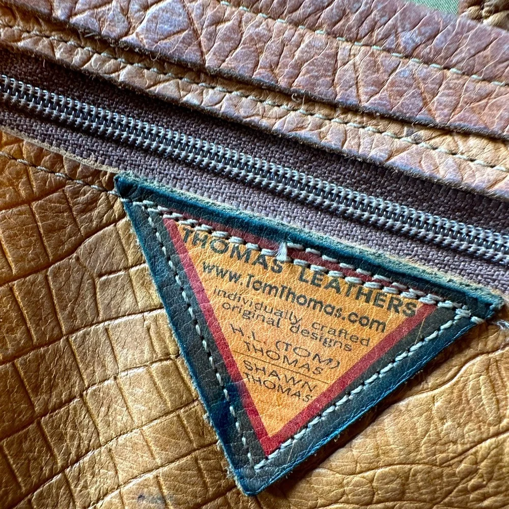 THOMAS LEATHER CAMEL COLOR CROSSBODY BAG. - Picture 6 of 10